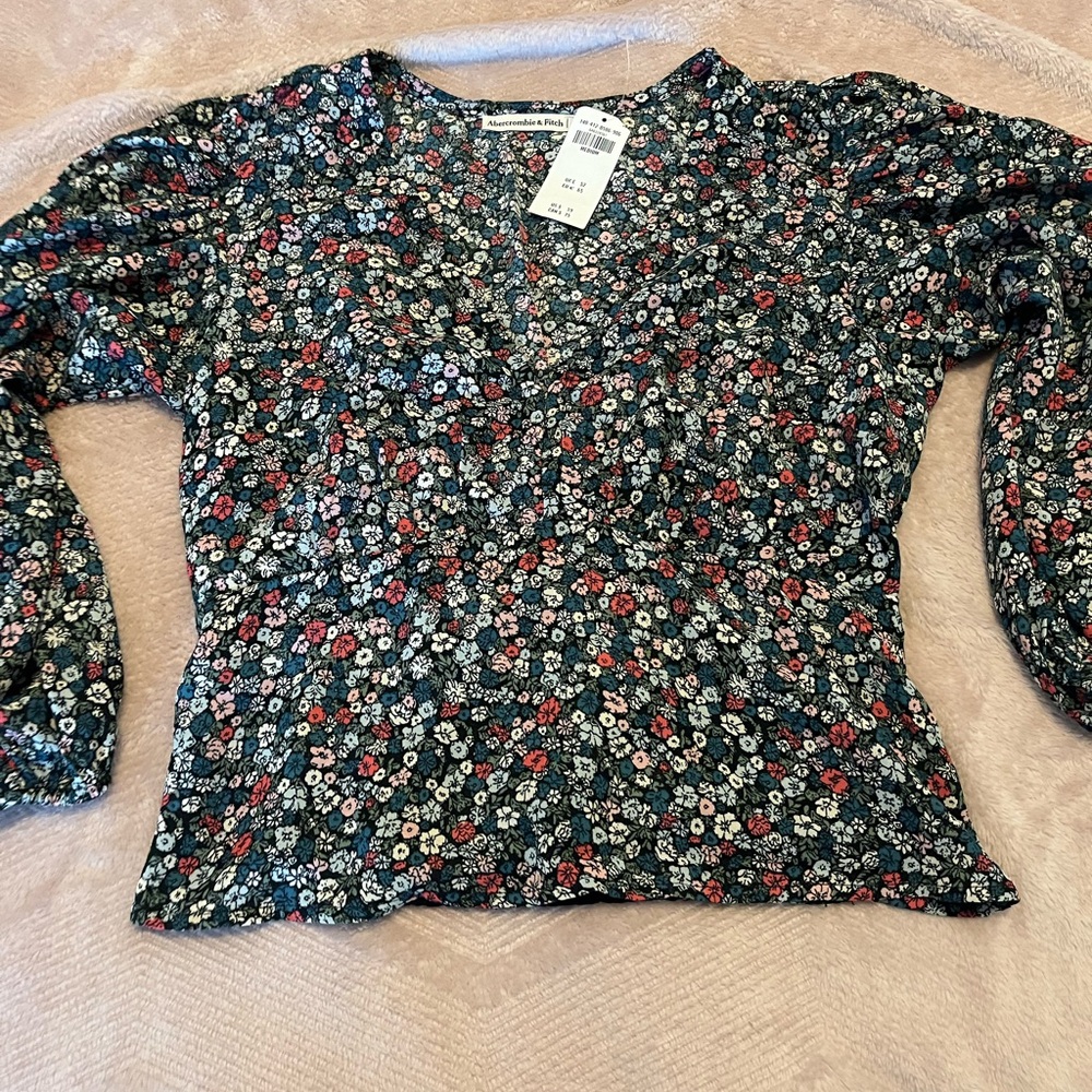 Floral Puff Sleeve Top